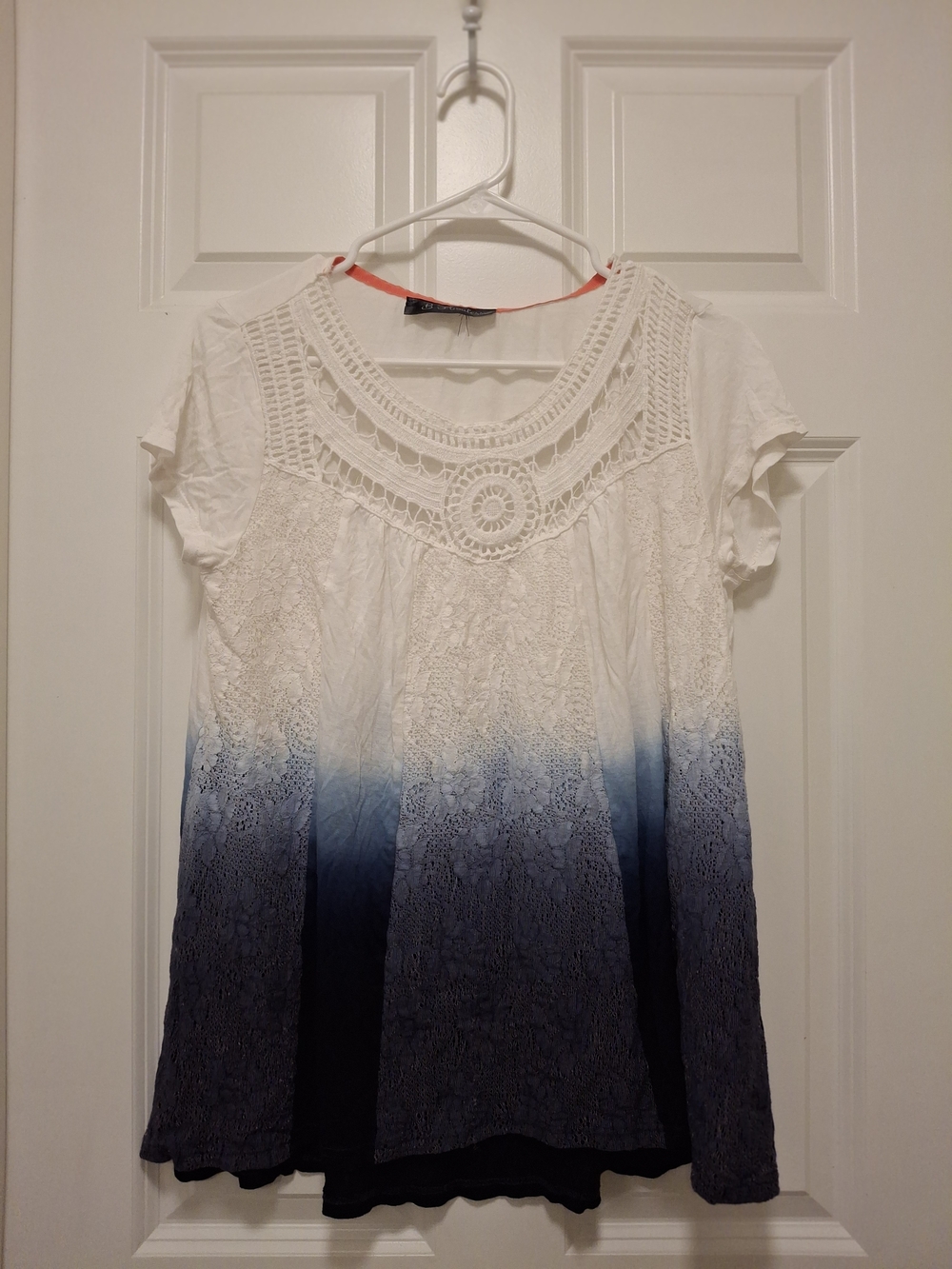 Crochet Yoke Ombre Tunic Top - White to Navy